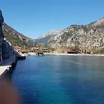 Resort Alarga Sail Boutique & Yacht Club